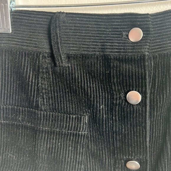 Black Skirt - Picture 4 of 5